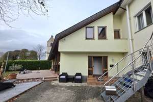 Modernes Einfamilienhaus mit Garten, Terrassen und Garage in schöner Lage von Efringen-Kirchen – Bahnhofstraße 15/2, 79588 Efringen-Kirchen – Vorschaubild 2
