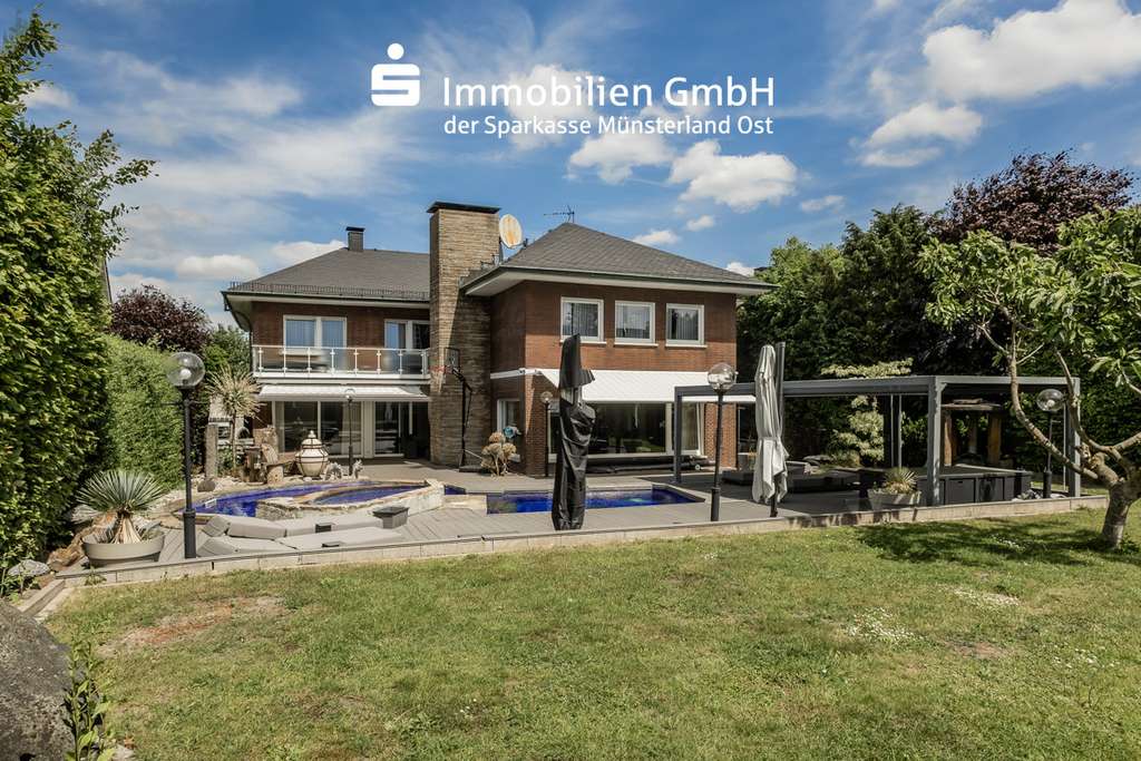 Immobilie in Beckum - Stadtvilla mit luxuriöser Ausstattung! - Bild 0