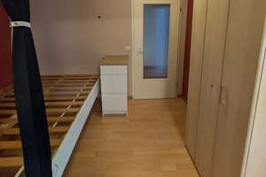 Helle 1,5-Zimmer-Wohnung mit Balkon bei Neuperlach Zentrum ab sofort verfügbar – Kafkastraße 16, 81737 Neuperlach, München – Vorschaubild 2