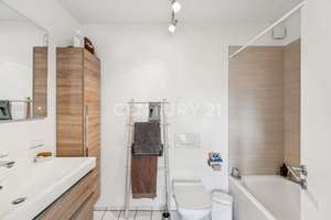 C21: Toplage Schwachhausen = 3-4-Zimmer-Maisonette-Wohnung mit Balkon, EBK & TG-Stellplatz – Die vollständige Adresse der Immobilie erhältst du vom Anbieter., 28329 Radio Bremen, Bremen – Vorschaubild 6