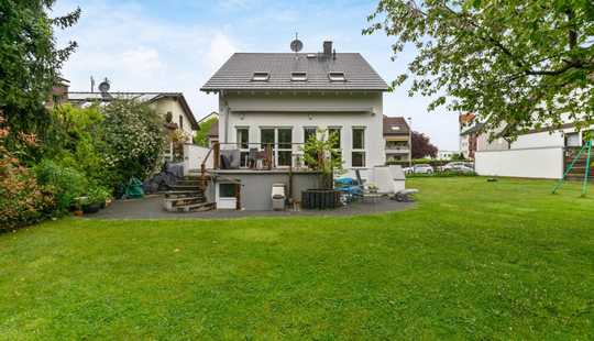 Bild von Perfektes Duo ! Modernes EFH + angrenzendes Baugrundstück in attraktiver Lage !