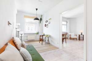 Immanuelkirchstraße: 2-Zimmer Altbauwohnung, Westausrichtung, großer Gemeinschaftsgarten
