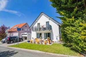 Neuwertiges Einfamilienhaus mit Wärmepumpe, Kamin & Garage in grüner Lage | Meckfeld – Vor dem dürren Grunde 13, 99438 Weimarer Land (Kreis) – Vorschaubild 2