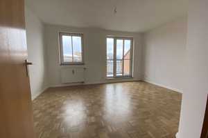 Freundliche 2-Raum-DG-Wohnung mit EBK zentral in Ingolstadt – Ingolstadt – Vorschaubild 7