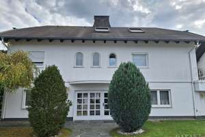 Außergewöhnliches 2-Familienhaus für Käufer mit hohen Ansprüchen und vielen Nutzungsmöglichkeiten!  – Die vollständige Adresse der Immobilie erhältst du vom Anbieter., 78056 Mühlhausen, Villingen-Schwenningen – Vorschaubild 2