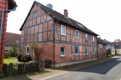 WOHNEN WIE IM EIGENEN HAUS - Maisonette mit 222 m² Garten in Braunschweig-Rautheim