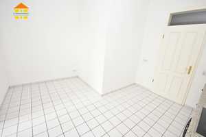 ***Großzügige Wohnungen in schönem Altbau mit Balkon*** – Franz-Mehring-Straße 5, 9112 Chemnitz – Vorschaubild 9