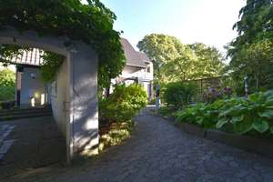 KUNZE: Nur ca. 300 Meter vom Aspria entfernt: Freistehendes Haus in Bestlage von Hannover-Döhren – Die vollständige Adresse der Immobilie erhältst du vom Anbieter., 30519 Döhren, Hannover – Vorschaubild 6