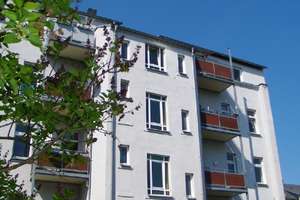 Große Küche + TAGESLICHTBAD mit WANNE/DUSCHE - SÜDBALKON – Limbacher Straße 77, 9113 Kaßberg, Chemnitz – Vorschaubild 2