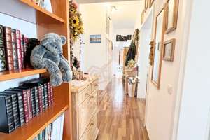 IMMOBILIEN SCHNEIDER - traumhaft schöne, frei werdende 3 Zi.-Dachterrassen-Wohnung in kleiner Anlage – Die vollständige Adresse der Immobilie erhältst du vom Anbieter., 81825 Waldtrudering, München – Vorschaubild 2