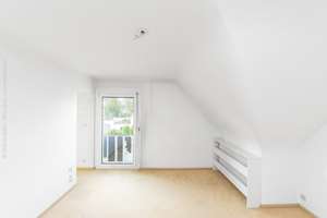 Einfamilienhaus mit Garten, Pool und Garage in begehrter Lage von Neu-Isenburg – Die vollständige Adresse der Immobilie erhältst du vom Anbieter., 63263 Neu-Isenburg – Vorschaubild 13