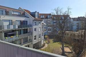 Top-Lage: 1-Zi-Wohnung, Einbauküche & Balkon