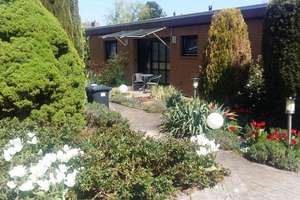 Schöner Bungalow in Battenberg, tolle Lage, eingefriedet , Pool, Gartenterrasse