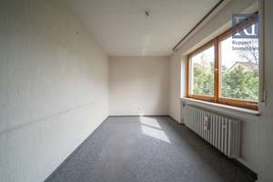 Mehrgenerationenhaus mit idyllischem Garten – Die vollständige Adresse der Immobilie erhältst du vom Anbieter., 97209 Veitshöchheim – Vorschaubild 4