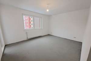 Frisch modernisierte 3 1/2-Zimmer-Wohnung mit Balkon in Bremerhaven-Lehe! – Nelly-Sachs-Straße 7, 27568 Lehe, Bremerhaven – Vorschaubild 2