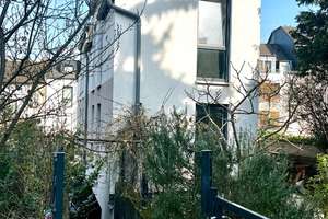 Attraktive, bezugsfreie 3-Zimmer-Wohnung inkl. Stellplatz in Frankfurt-Oberrad!