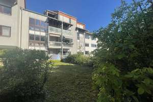 Grüne Aussicht inklusive: vermietete 3 Zimmer mit Westbalkon, TG-Stellplatz & viel Stauraum – 69126 Rohrbach, Heidelberg – Vorschaubild 2