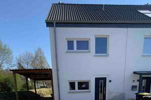 Erstbezug ! Energieeffizientes Reiheneckhaus mit Carport - Klimaschutzsiedlung Düren – Düren (Kreis) – Vorschaubild 2