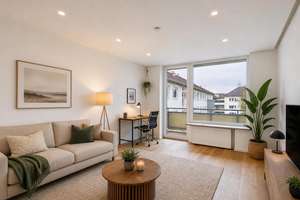 Wohnkomfort auf zwei Etagen – Elegante Maisonette mit Balkon