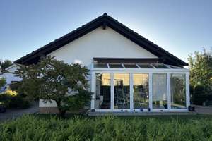 Wohnen wo andere Urlaub machen - Haus am See – Die vollständige Adresse der Immobilie erhältst du vom Anbieter., 63762 Großostheim – Vorschaubild 1