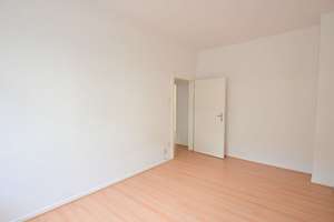 WG geeignet! 3,5 Zimmer in der Bochumer Innenstadt mit Tageslichtbad! – Kanalstraße 5, 44787 Gleisdreieck, Bochum – Vorschaubild 12
