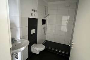 Top Kernsanierte 2,5 Zimmer Wohnung in zentraler Lage! – Ruhrorterstraße 55, 47059 Kaßlerfeld, Duisburg – Vorschaubild 1