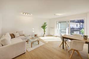 Erstbezug: Stilvoll renovierte 2-Zimmer-Wohnung mit Traumblick in neuwertiger Wohnanlage