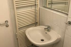 Zwei Zimmer Dachgeschosswohnung Seitenstraße Ku´Damm – Damaschkestraße 21, 10711 Halensee, Berlin – Vorschaubild 14
