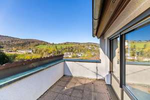 Architektonisches Highlight mit hohen Decken, Sonnenterrasse und fantastischem Neckarblick – Die vollständige Adresse der Immobilie erhältst du vom Anbieter., 69118 Schlierbach, Heidelberg – Vorschaubild 14
