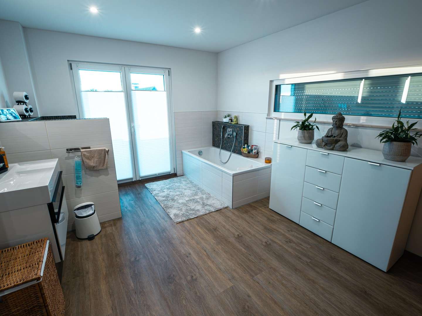 Immobilie in Schmalenberg - Moderne Stadtvilla (Bj. 2020) | A+ | PV & Speicher | Sauna | Waldblick | sofort bezugsfrei - Bild 11