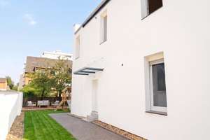 Townhouse mit Garten in Weidenpesch