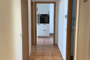 Gemütliche,  3-Zimmer-Wohnung mit Balkon und EBK in Hannover – Husarenstraße 7, 30163 Hannover – Vorschaubild 2