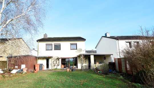 Bild von EFH in ruhiger Wohnstr.
mit unverbaubarem Blick aufs Feld!
+ EBK + Carport + Garten