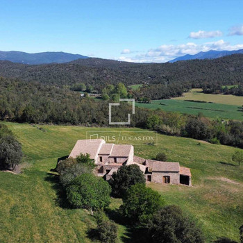 Landhaus mit 7 Schlafzimmern zum Verkauf in Alt Empordà, Girona