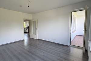 Kapitalanlage oder Eigenheim – attraktive 3-Zimmer-Wohnung mit Balkon – Stettiner Straße 30, 47829 Gartenstadt, Krefeld – Vorschaubild 2