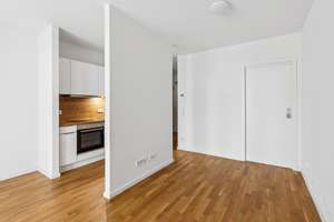 In der Endetage: Hochwertige 1-Zimmer-Neubauwohnung Einbauküche in Frankfurt-Ostend! – 60314 Ostend, Frankfurt am Main – Vorschaubild 2