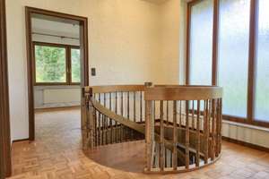 FREESTANDING HOUSE! 180 m² living space, 6-room, 5-bed, 3.5-bath and outdoor sauna! *18 min to Clay* – Die vollständige Adresse der Immobilie erhältst du vom Anbieter., 65388 Schlangenbad – Vorschaubild 17