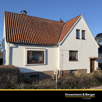 Einfamilienhaus auf sonnigem Grundstück