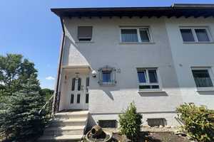 Traumhafte Feldrandlage! Schönes Reihenendhaus mit Garage, Balkon, Terrasse und Keller (vermietet) – Karlsruhe (Kreis) – Vorschaubild 3