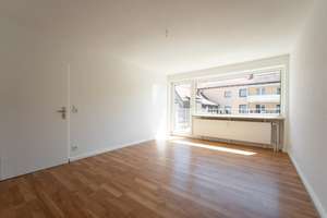 Charmante Wohnung direkt in der Innenstadt mit Terrasse und Parkplatz (von privat) – Scharrnstraße 2, 38100 Innenstadt, Braunschweig – Vorschaubild 2
