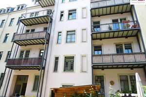 Ruige Familienwohnung im Hinterhaus mit 2 Balkonen – Johann-Meyer-Str. 16 A, 1097 Dresden – Vorschaubild 1