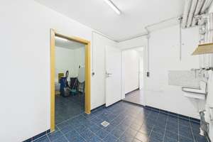 Ihr neues Zuhause in ruhiger Lage – Reihenmittelhaus mit großer Terrasse, EBK & Garage in Tischardt – Die vollständige Adresse der Immobilie erhältst du vom Anbieter., 72636 Frickenhausen – Vorschaubild 5