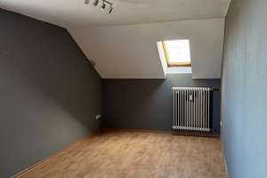 2,5 Zimmern Dachgeschosswohnung in Augsburg – Schönbachstraße 12A, 86154 Oberhausen-Nord, Augsburg – Vorschaubild 2