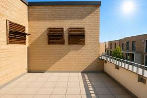 Großzügige 3 Zimmer Dachgeschosswohnung mit Einbauküche und Südausrichtung – Rund Achtern 3, 26122 Bahnhofsviertel, Oldenburg (Oldenburg) – Vorschaubild 9
