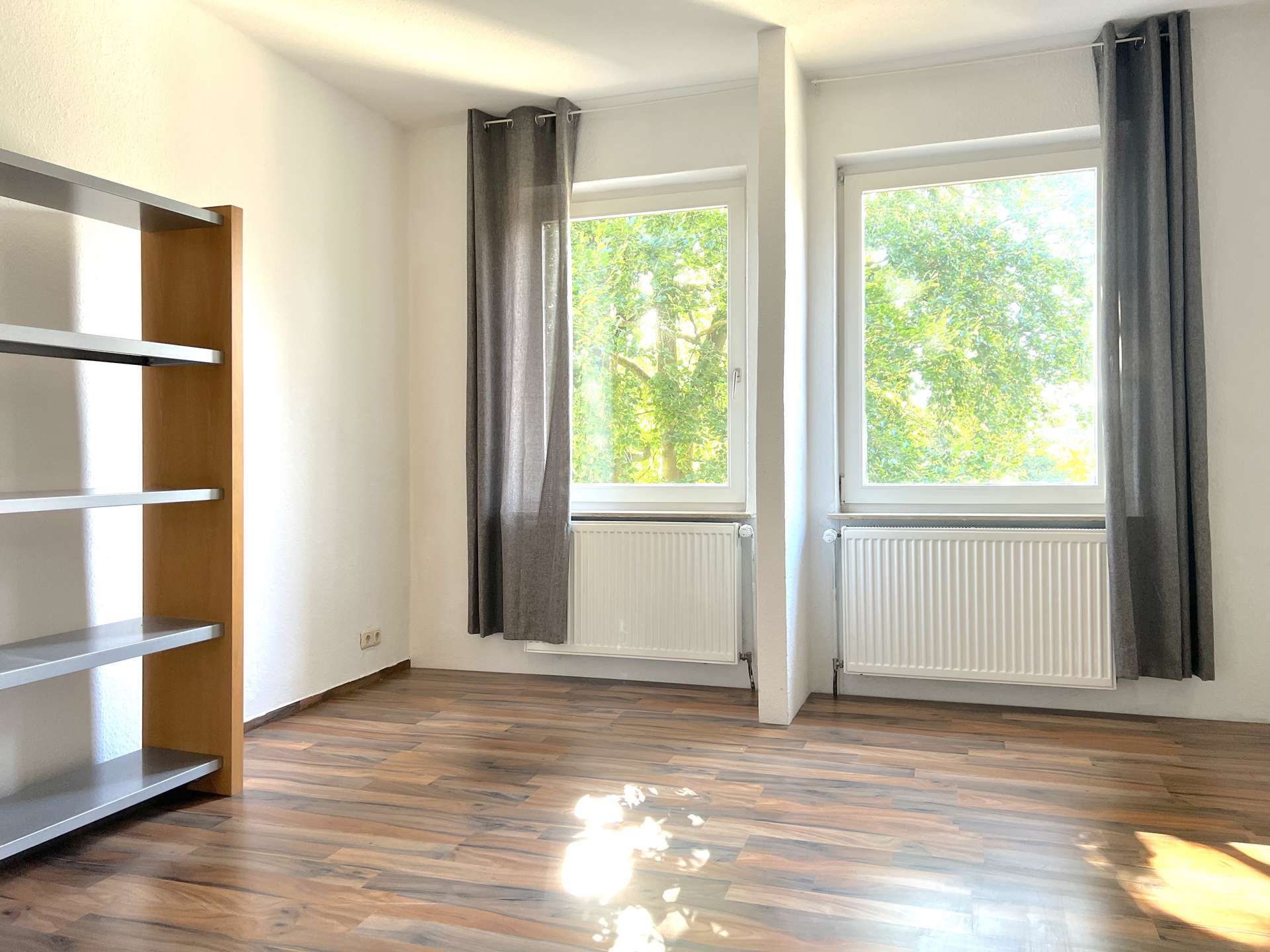 Altbaucharme trifft Zukunftspotenzial: Eigentumswohnung mit Ausbaureserve, Wilhelmshaven – Bild 3