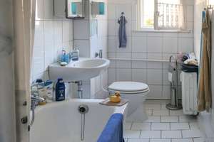 Solide Kapitalanlage: 2 Zi-Wohnung nahe Volkspark - Haus energetisch-saniert (Klasse C) - mit Aufzug – Die vollständige Adresse der Immobilie erhältst du vom Anbieter., 10715 Wilmersdorf, Berlin – Vorschaubild 9