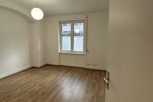 SUMMER IN THE CITY möblierte 3-Zi.-Wohnung, Stuttgart-Süd, Marienplatz, furnished 3-Room Apartment – Böheimstraße 24, 70178 Karlshöhe, Stuttgart – Vorschaubild 6