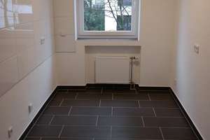 Schöne, helle 2 Zimmer-Wohnung mit Balkon und Einbauküche in ruhiger, zentraler Lage! – Ottweilerstr. 1, 40476 Derendorf, Düsseldorf – Vorschaubild 11