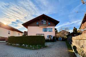 Traumhafte DHH in unmittelbarer Seenähe mit See- & Bergblick – Rosenheim (Kreis) – Vorschaubild 1