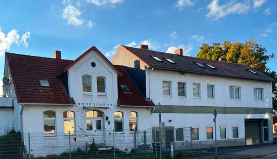 Bild von Wohn- & Geschäftshaus mit Potenzial in Hildesheim-Bavenstedt